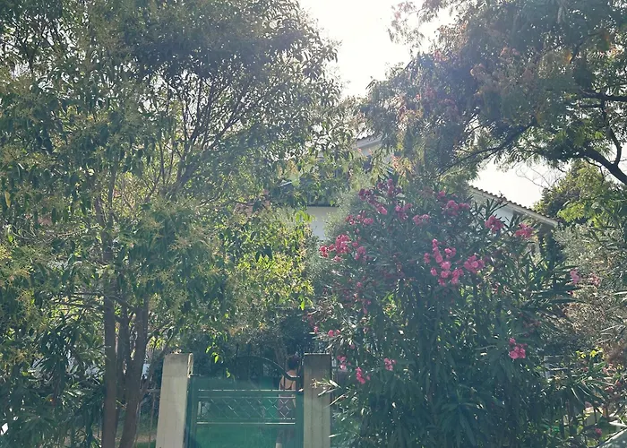 Δωμάτια σε οικογενειακή κατοικία Konstamar